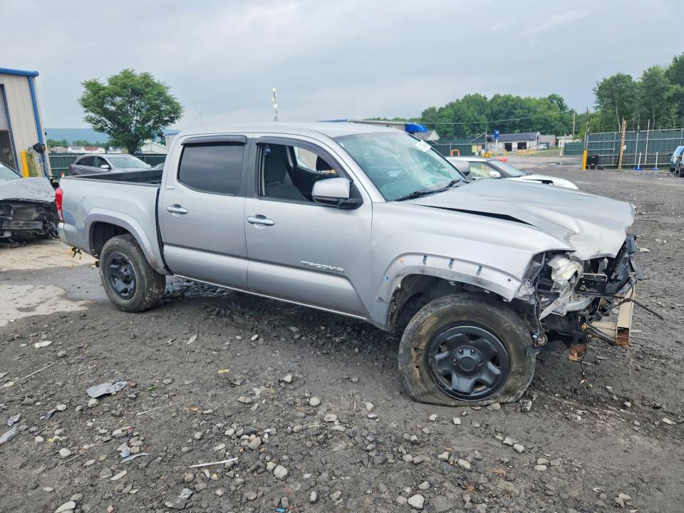 61131406 :رقم المزاد ، 3TMCZ5AN7HM061185 vin ، 2017 Toyota Tacoma مزاد بيع
