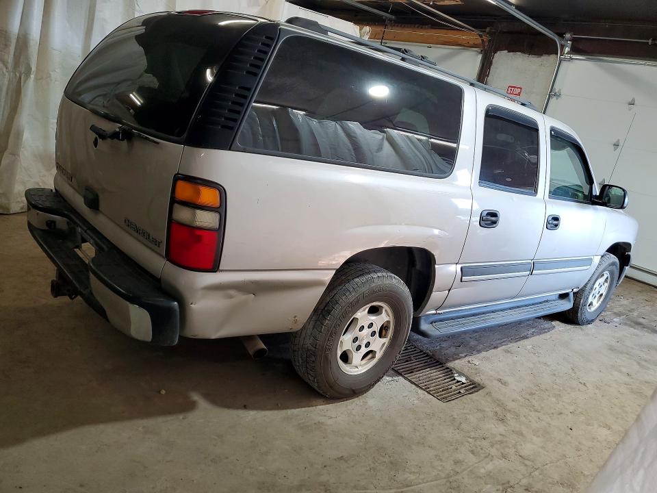 61922116 :رقم المزاد ، 3GNEC16Z55G165934 vin ، 2005 Chevrolet Suburban مزاد بيع
