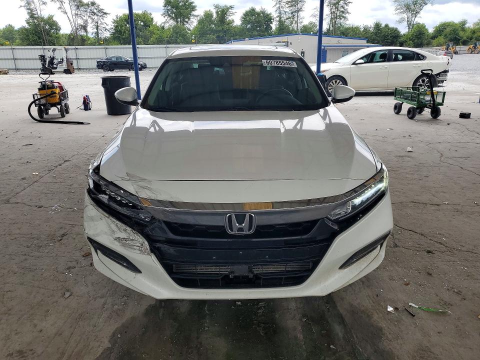 60785546 :رقم المزاد ، 1HGCV1F53JA075408 vin ، 2018 Honda Accord مزاد بيع