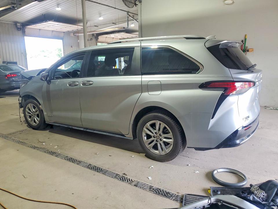 59307826 :رقم المزاد ، 5TDZSKFC9MS005148 vin ، 2021 Toyota Sienna مزاد بيع