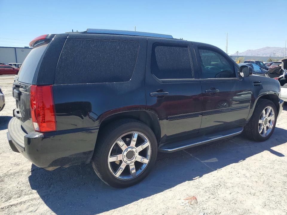 Продажа на аукционе авто 2010 Cadillac Escalade, vin: 1GYUKBEF9AR138552, номер лота: 63339246