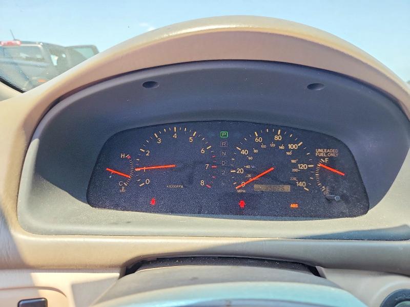 1998 Lexus Es მანქანა იყიდება აუქციონზე, vin: JT8BF28G0W0122739, აუქციონის ნომერი: 62127146