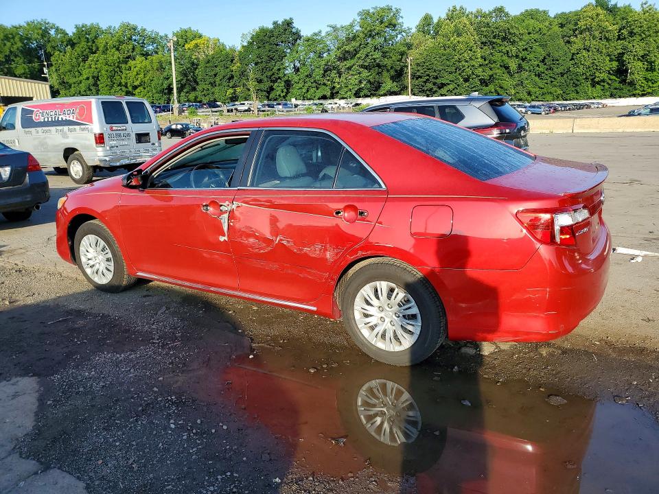 Продаж на аукціоні авто 2014 Toyota Camry Hybrid, vin: 4T1BD1FK7EU134995, номер лоту: 61012676