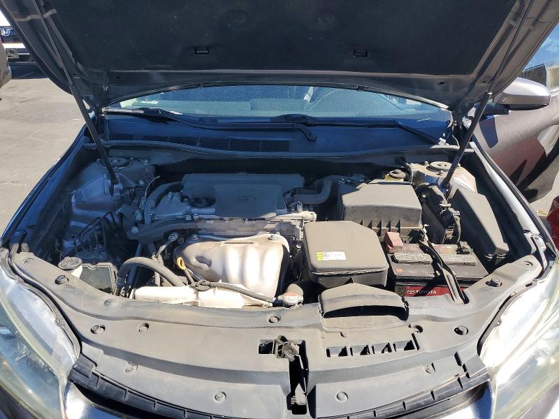 62352736 :رقم المزاد ، 4T1BF1FK0GU202759 vin ، 2016 Toyota Camry مزاد بيع