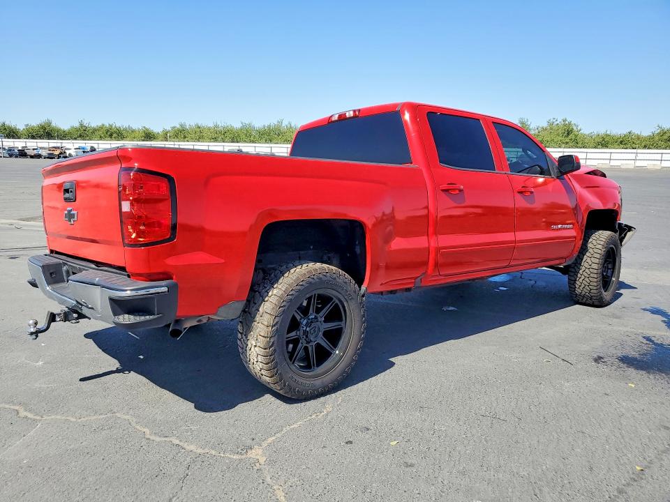 Продаж на аукціоні авто 2017 Chevrolet Silverado, vin: 3GCUKREC7HG390346, номер лоту: 62717006