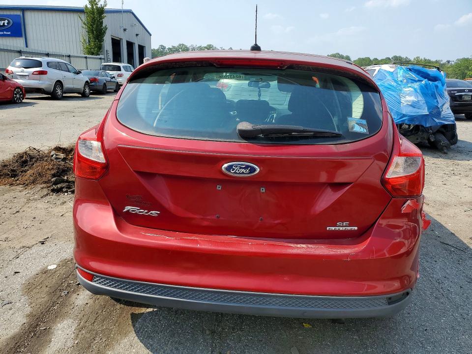 62437036 :رقم المزاد ، 1FADP3K2XEL324436 vin ، 2014 Ford Focus مزاد بيع