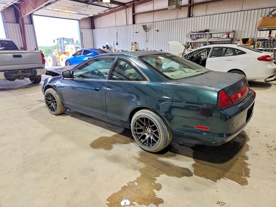 Продаж на аукціоні авто 2000 Honda Accord, vin: 1HGCG3251YA000938, номер лоту: 62412706