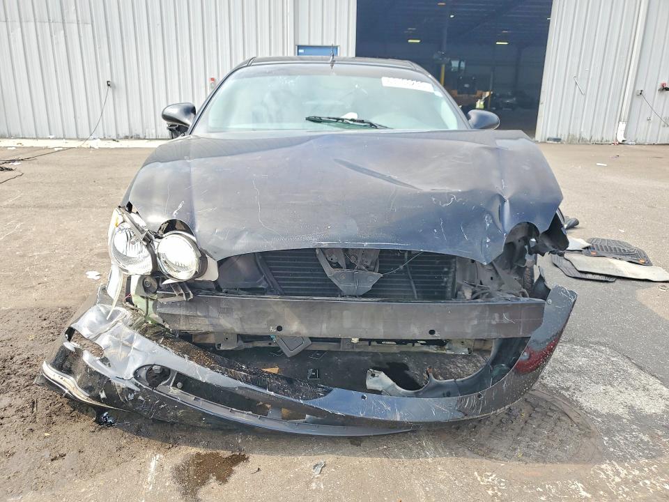 63108236 :رقم المزاد ، 2G4WD562251215407 vin ، 2005 Buick Lacrosse مزاد بيع