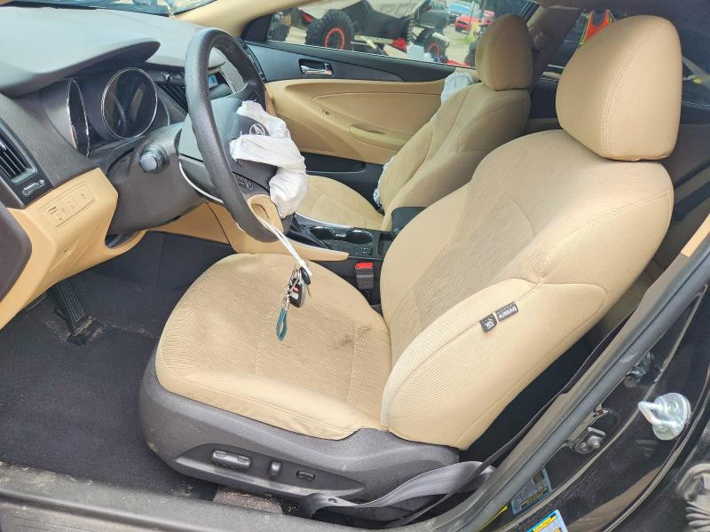 60565596 :رقم المزاد ، 5NPEB4AC3DH791911 vin ، 2013 Hyundai Sonata مزاد بيع