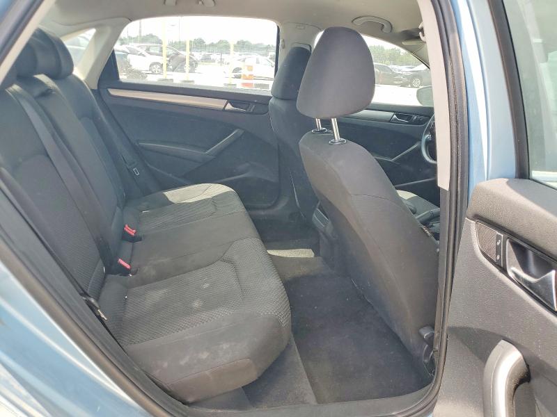 62330246 :رقم المزاد ، 1VWAP7A3XCC040278 vin ، 2012 Volkswagen Passat مزاد بيع