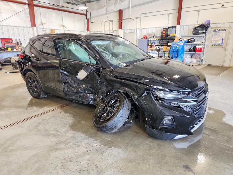 62568666 :رقم المزاد ، 3GNKBHR43NS116050 vin ، 2022 Chevrolet Blazer مزاد بيع
