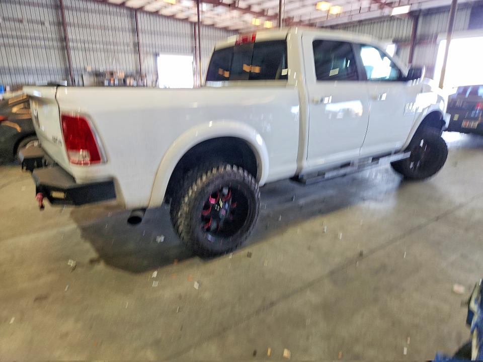 62043786 :رقم المزاد ، 3C6UR5FL7GG390632 vin ، 2016 Ram 2500 مزاد بيع
