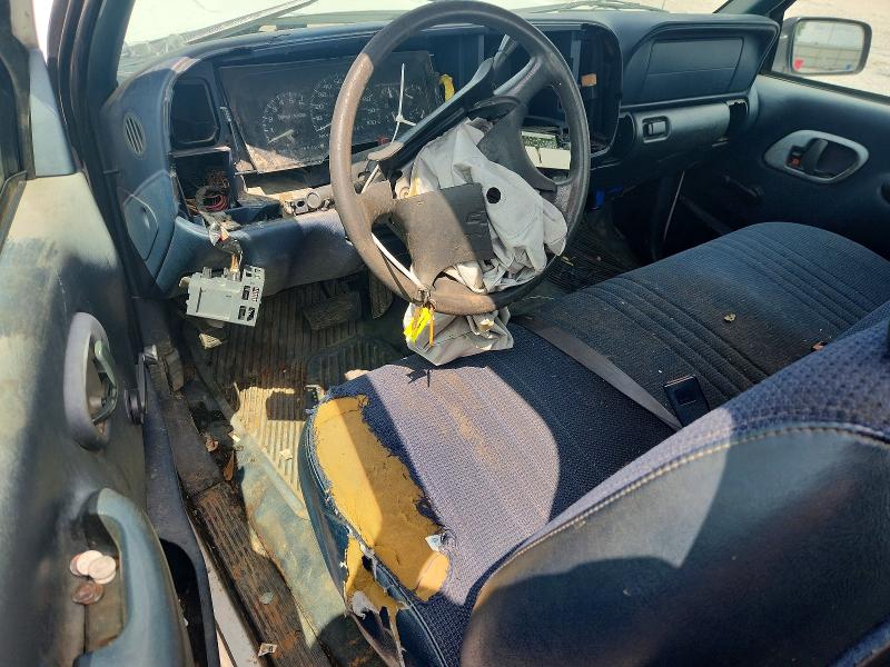 59920246 :رقم المزاد ، 1GCEC14W0VZ133488 vin ، 1997 Chevrolet Gmt-400 مزاد بيع