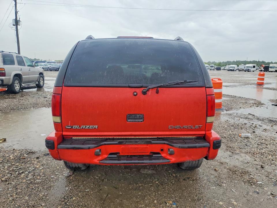 1998 Chevrolet Blazer მანქანა იყიდება აუქციონზე, vin: 1GNDT13W4W2119284, აუქციონის ნომერი: 73343165