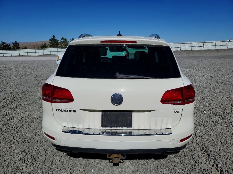 Aukcja sprzedaży 2011 Volkswagen Touareg, vin: WVGFF9BP8BD004733, numer aukcji: 60517936