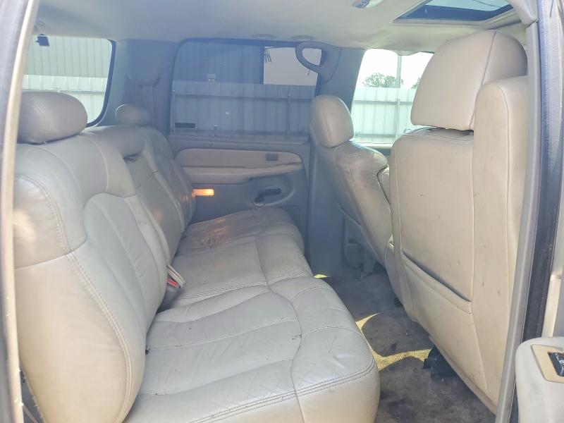 Продаж на аукціоні авто 2000 Chevrolet Suburban, vin: 3GNFK16T6YG114949, номер лоту: 62062036