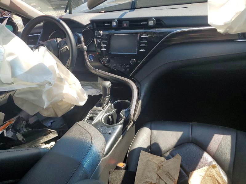 2018 Toyota Camry Hybrid მანქანა იყიდება აუქციონზე, vin: 4T1B21HK9JU503983, აუქციონის ნომერი: 61913316