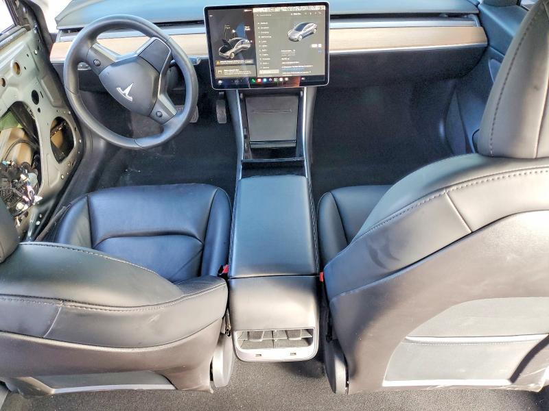 61734106 :رقم المزاد ، 5YJ3E1EB1LF711971 vin ، 2020 Tesla Model 3 مزاد بيع