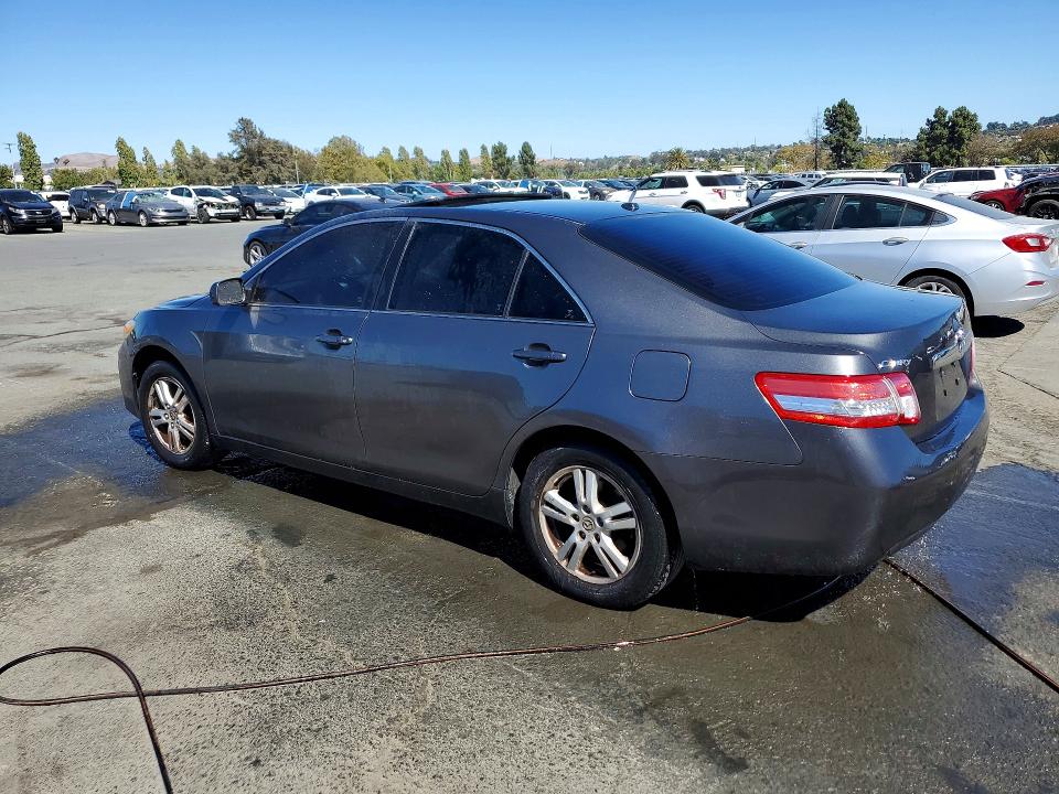 2011 Toyota Camry მანქანა იყიდება აუქციონზე, vin: 4T1BF3EK3BU636891, აუქციონის ნომერი: 64246266
