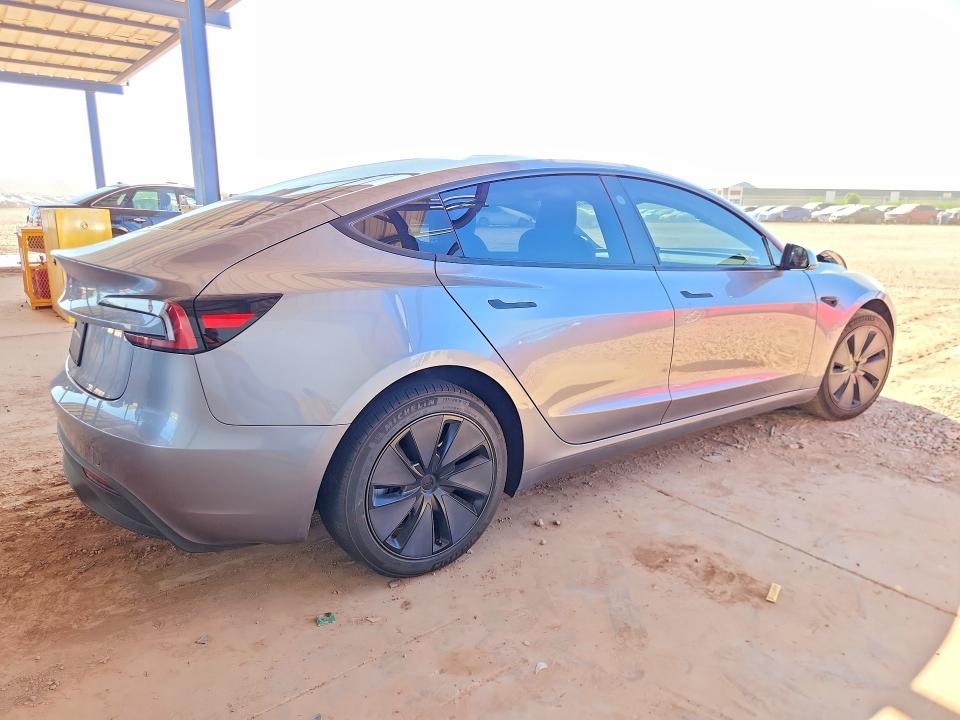 Продажа на аукционе авто 2025 Tesla Model 3, vin: 5YJ3E1EA2SF081058, номер лота: 60013216