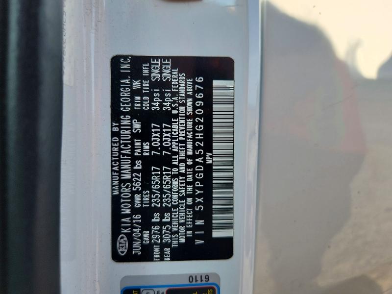 62236246 :رقم المزاد ، 5XYPGDA52HG209676 vin ، 2017 Kia Sorento مزاد بيع