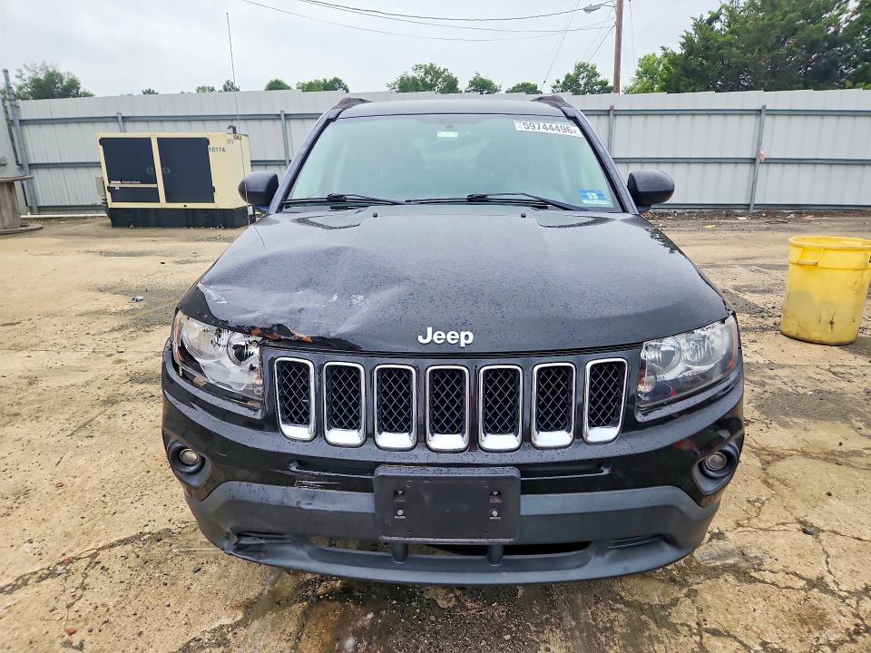 59744496 :رقم المزاد ، 1C4NJDBB2GD580685 vin ، 2016 Jeep Compass مزاد بيع