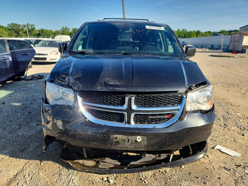 60797666 :رقم المزاد ، 2C4RDGCG7KR518824 vin ، 2019 Dodge Grand Caravan مزاد بيع