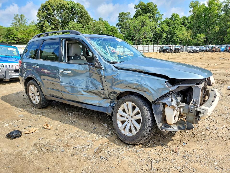Продажа на аукционе авто 2013 Subaru Forester, vin: JF2SHAEC6DH417058, номер лота: 61636366