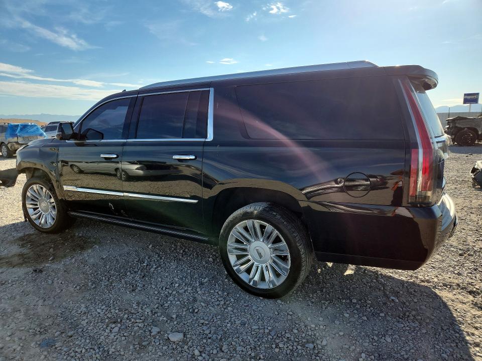 61677026 :رقم المزاد ، 1GYS4KKJ2GR113611 vin ، 2016 Cadillac Escalade مزاد بيع