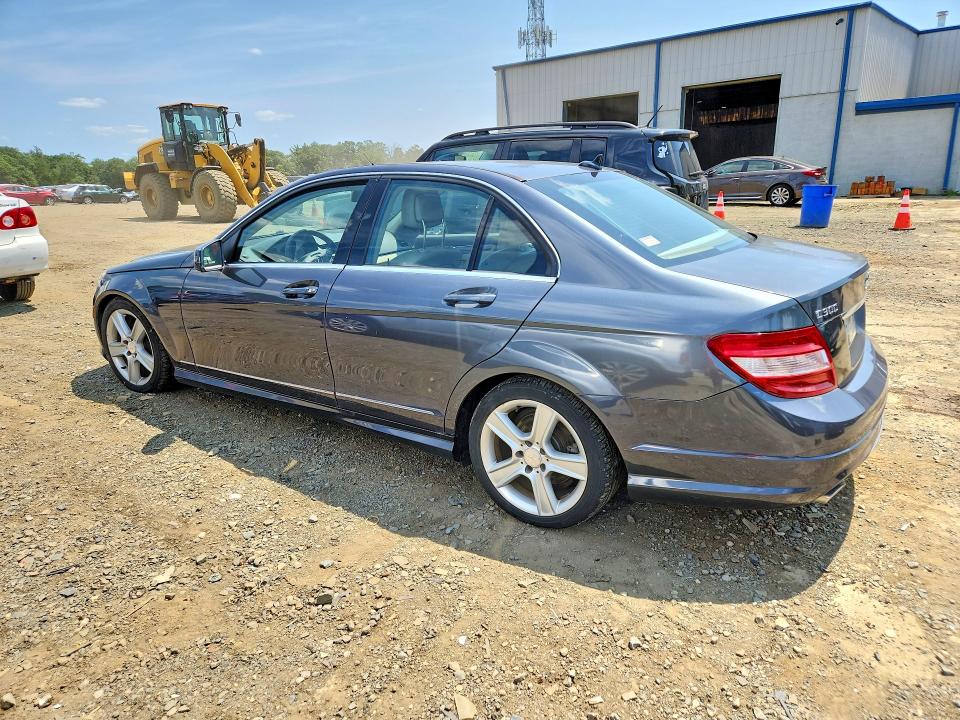 2011 Mercedes-benz C მანქანა იყიდება აუქციონზე, vin: WDDGF8BB6BR175819, აუქციონის ნომერი: 62360446