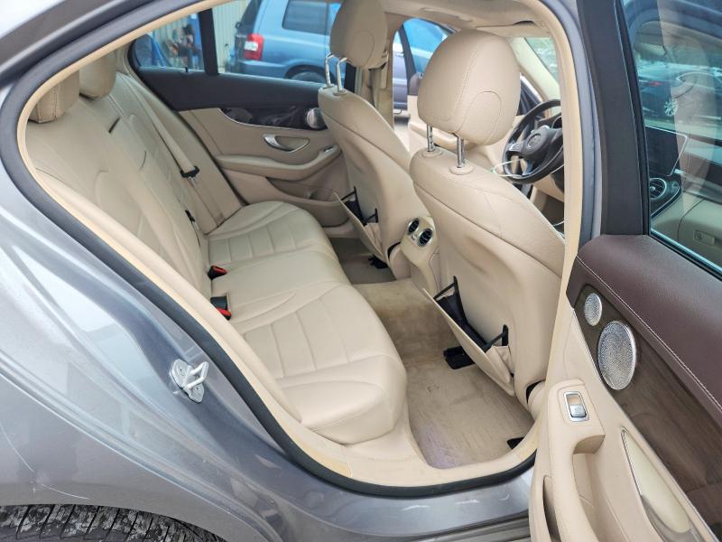 2015 Mercedes-benz C მანქანა იყიდება აუქციონზე, vin: 55SWF4KB9FU013241, აუქციონის ნომერი: 62292576