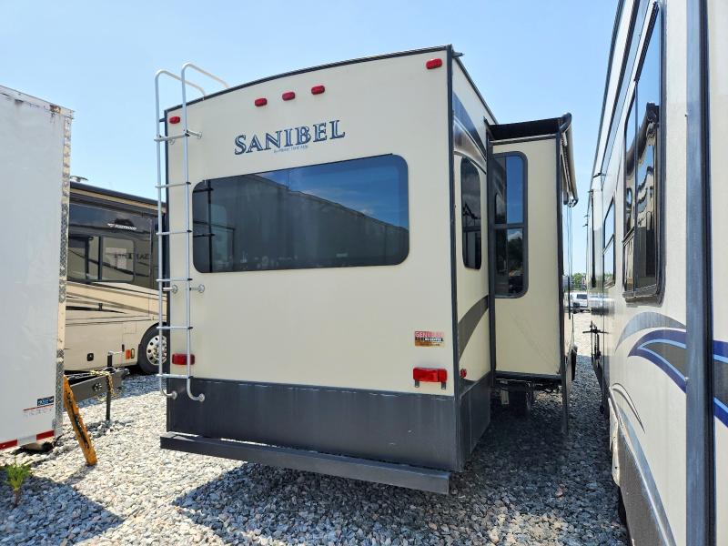 61397156 :رقم المزاد ، 5ZT3SN1B6JG702903 vin ، 2018 Foresriver Sanibel مزاد بيع