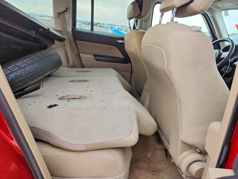 61818016 :رقم المزاد ، 1C4NJRFB0GD518516 vin ، 2016 Jeep Patriot مزاد بيع