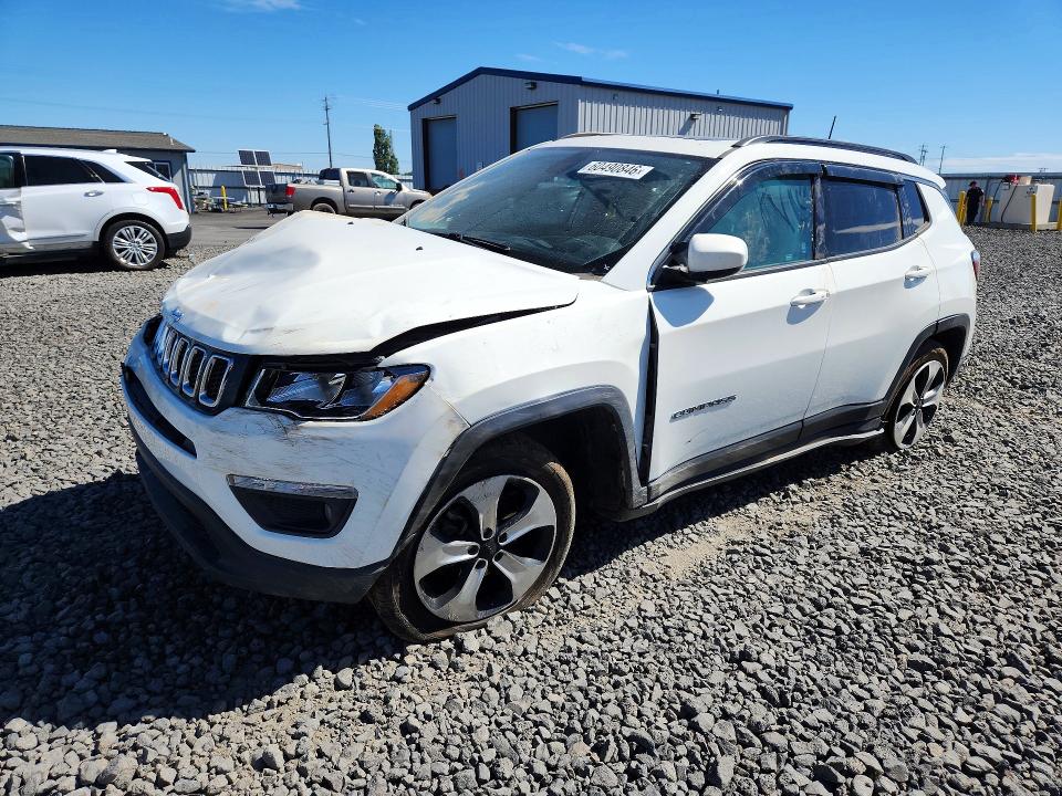 60490846 :رقم المزاد ، 3C4NJCBB3JT134282 vin ، 2018 Jeep Compass مزاد بيع