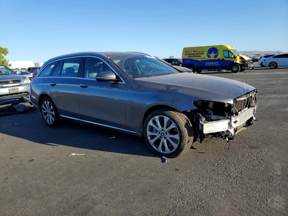 2017 Mercedes-benz E მანქანა იყიდება აუქციონზე, vin: WDDZH6GB8HA272298, აუქციონის ნომერი: 61148696
