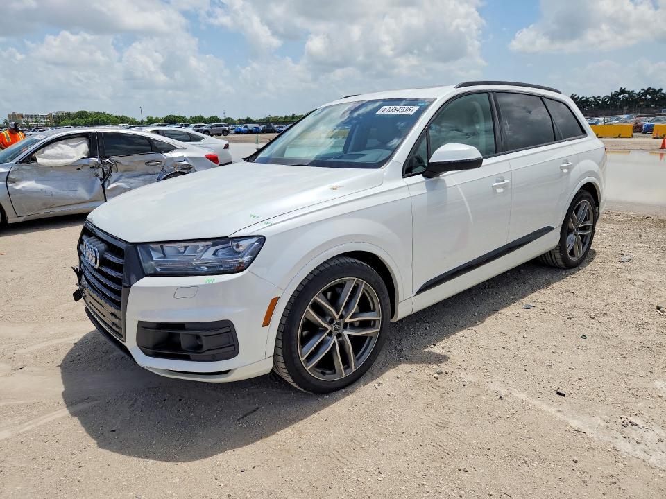 2017 Audi Q7 მანქანა იყიდება აუქციონზე, vin: WA1VABF77HD044692, აუქციონის ნომერი: 61384936