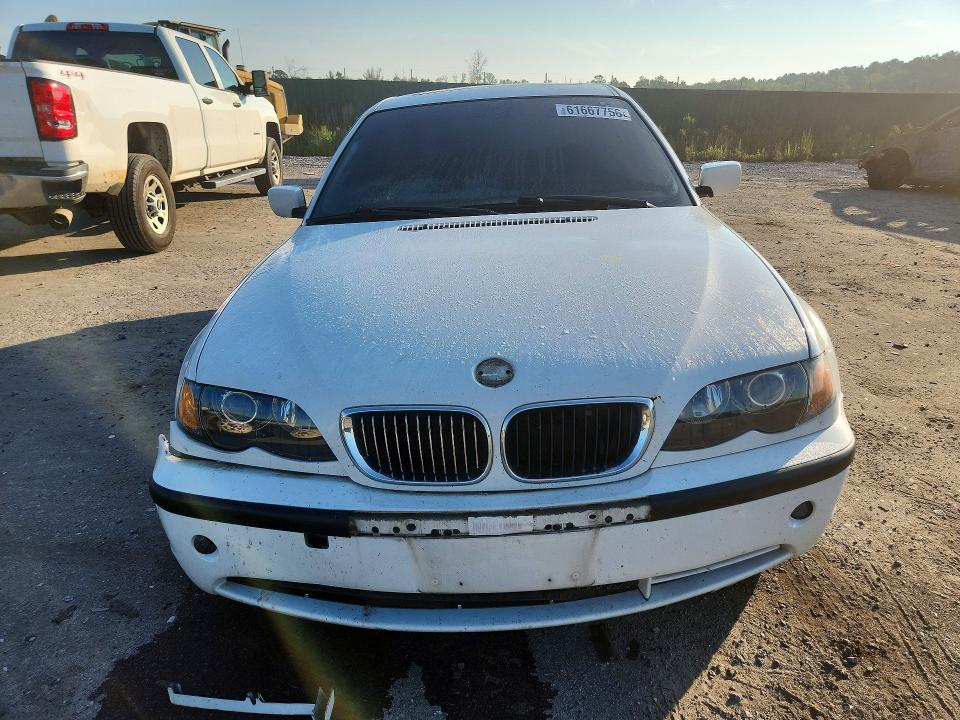 61667756 :رقم المزاد ، WBAEV53464KM38256 vin ، 2004 Bmw 330 مزاد بيع