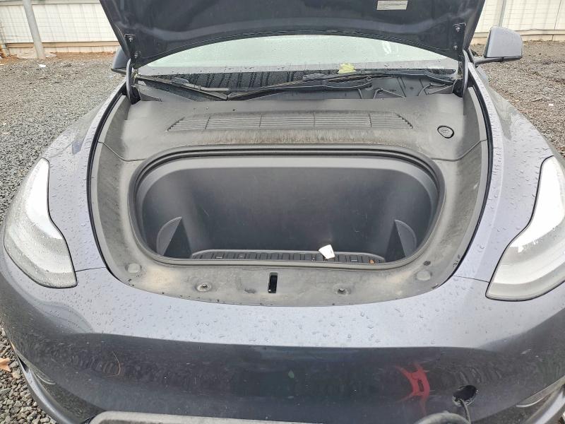 60009976 :رقم المزاد ، 7SAYGDEF0PF858571 vin ، 2023 Tesla Model Y مزاد بيع
