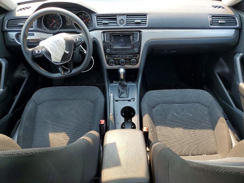 62521336 :رقم المزاد ، 1VWAS7A39GC007261 vin ، 2016 Volkswagen Passat مزاد بيع