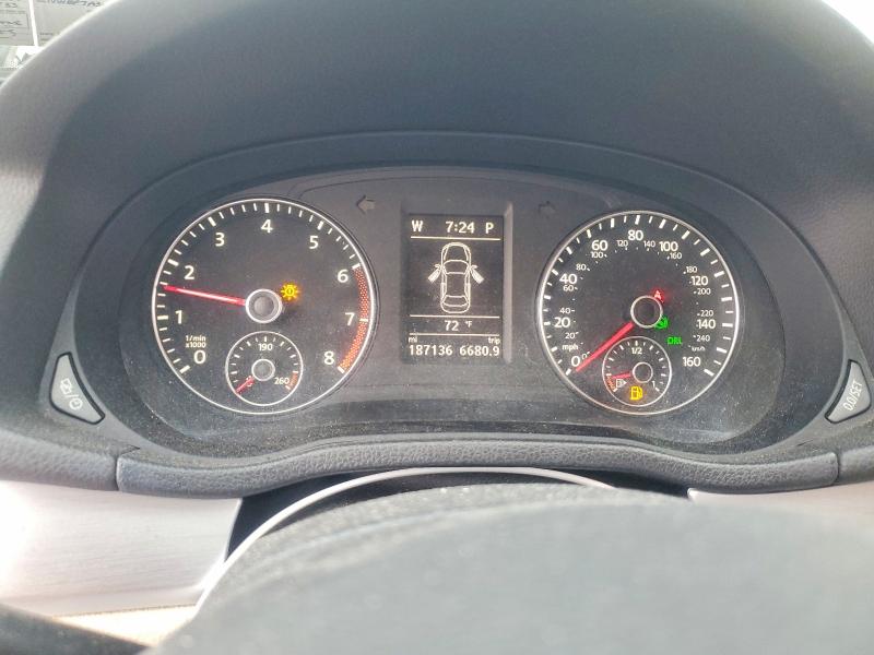 61748056 :رقم المزاد ، 1VWBP7A30DC072081 vin ، 2013 Volkswagen Passat مزاد بيع