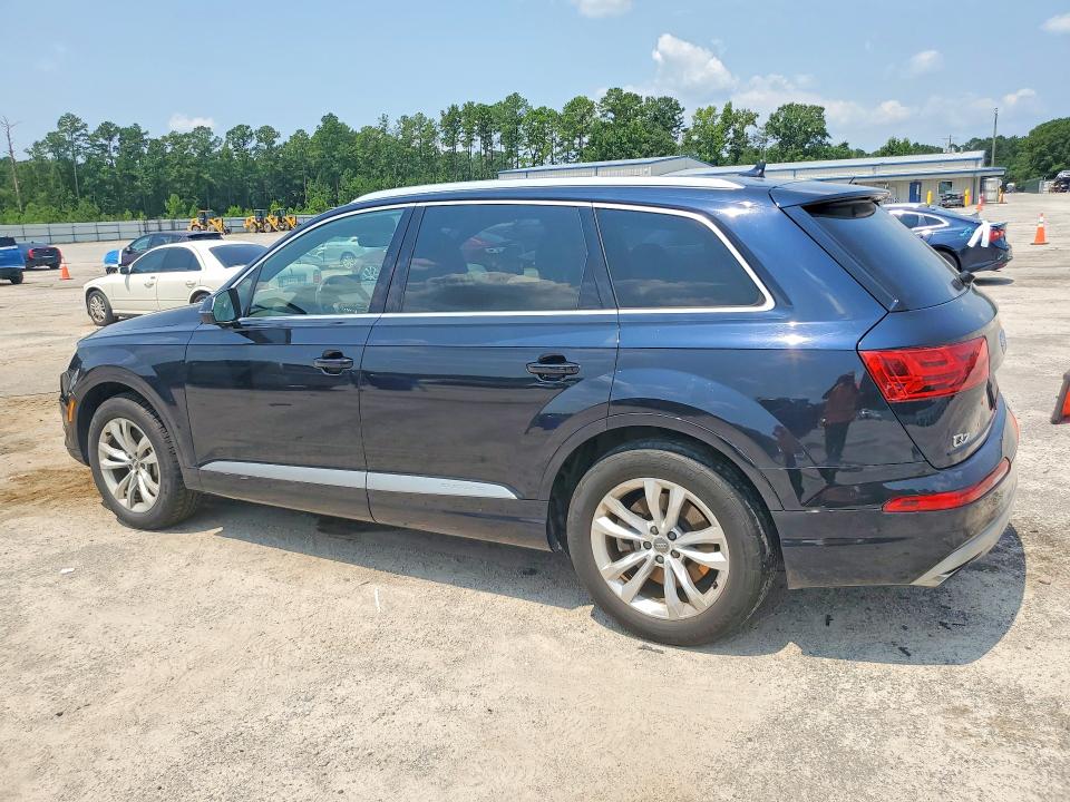 2017 Audi Q7 მანქანა იყიდება აუქციონზე, vin: WA1LAAF73HD012436, აუქციონის ნომერი: 62936936