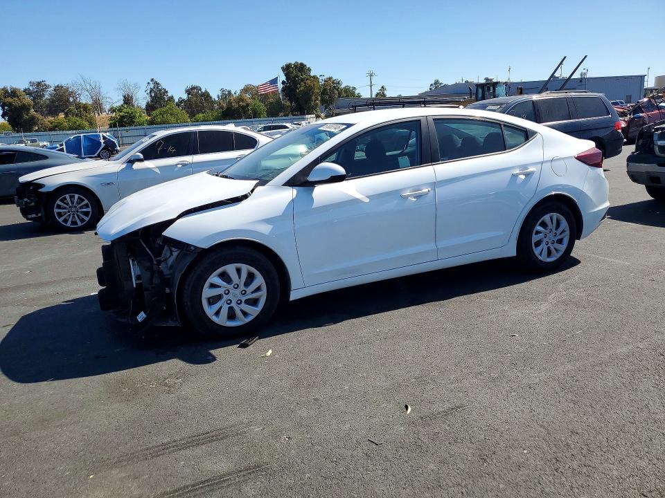 Auction sale of the 2019 Hyundai Elantra, vin: 5NPD74LF1KH419386, lot number: 61053146