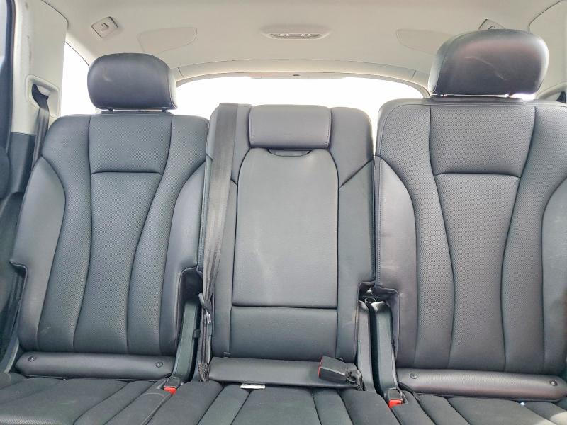 Продажа на аукционе авто 2017 Audi Q7, vin: WA1LAAF78HD004607, номер лота: 63389556