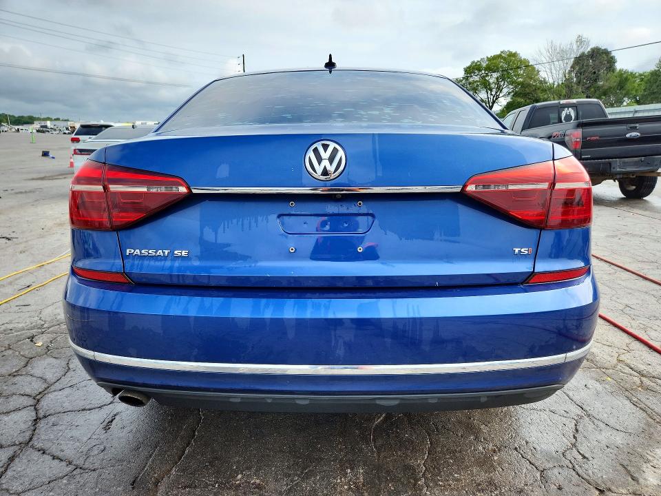Aukcja sprzedaży 2017 Volkswagen Passat, vin: 1VWBT7A38HC075599, numer aukcji: 61710946