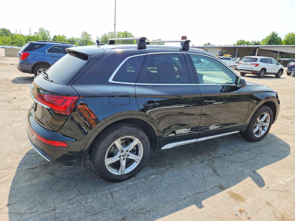 62536946 :رقم المزاد ، WA1AAAFY1M2001778 vin ، 2021 Audi Q5 مزاد بيع