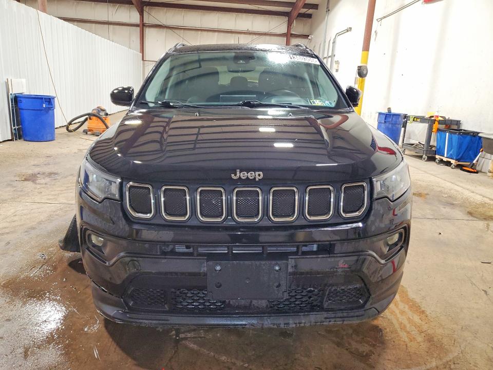 Продаж на аукціоні авто 2022 Jeep Compass, vin: 3C4NJDFB3NT221637, номер лоту: 61380306