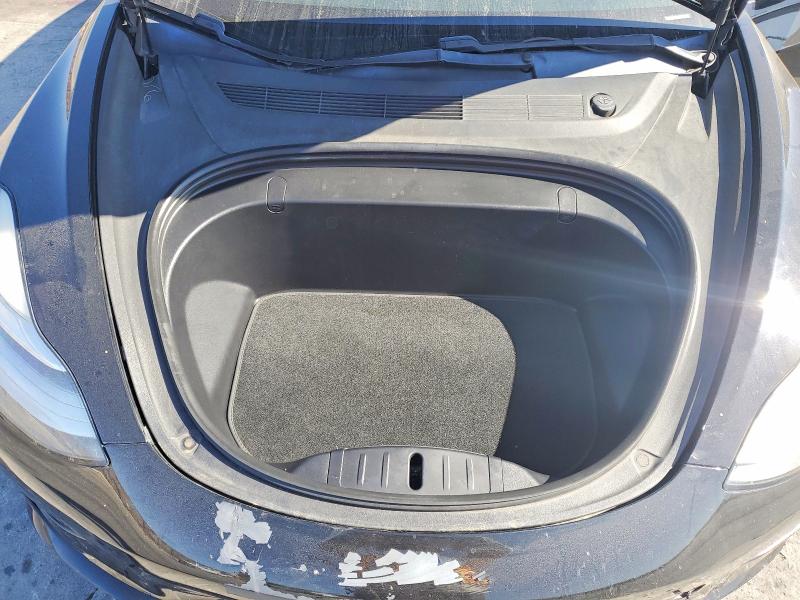59309966 :رقم المزاد ، 5YJ3E1EB1KF186747 vin ، 2019 Tesla Model 3 مزاد بيع