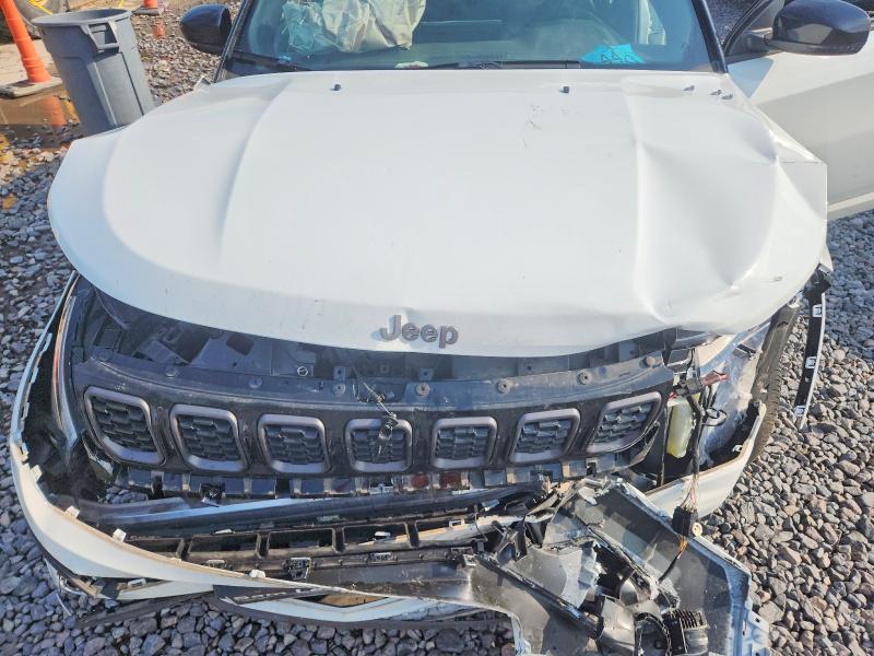 61339736 :رقم المزاد ، 3C4NJDCN7ST568561 vin ، 2025 Jeep Compass مزاد بيع