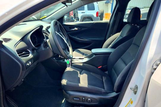 2019 Chevrolet Malibu მანქანა იყიდება აუქციონზე, vin: 1G1ZD5ST7KF123125, აუქციონის ნომერი: 61210636