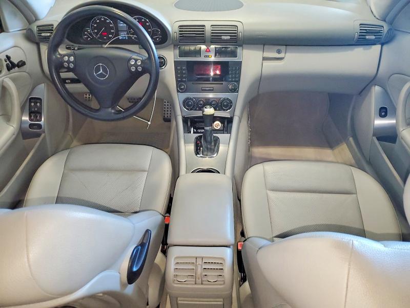 2005 Mercedes-benz C მანქანა იყიდება აუქციონზე, vin: WDBRF40JX5F716543, აუქციონის ნომერი: 61137346